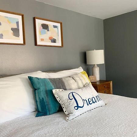Appartamento Lincoln Park Light-Filled Loft Chicago Esterno foto