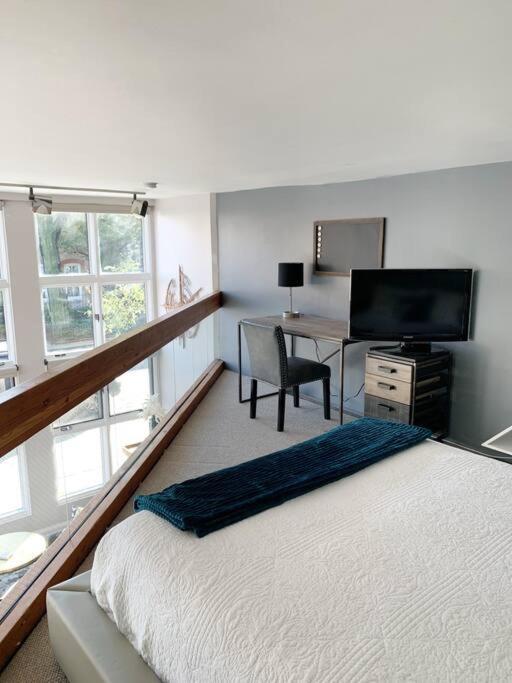 Appartamento Lincoln Park Light-Filled Loft Chicago Esterno foto