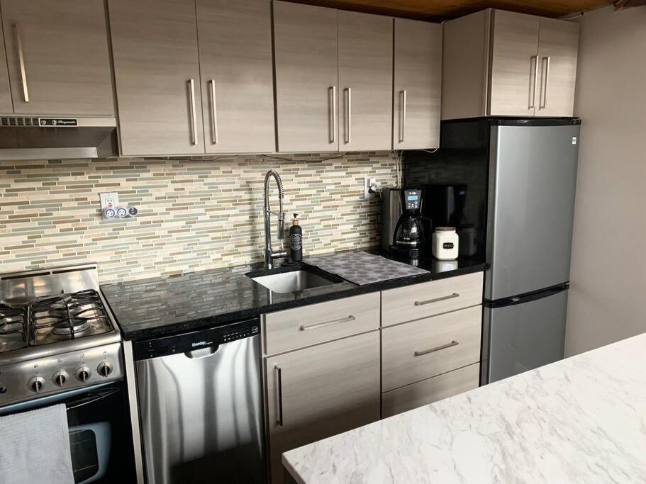 Appartamento Lincoln Park Light-Filled Loft Chicago Esterno foto