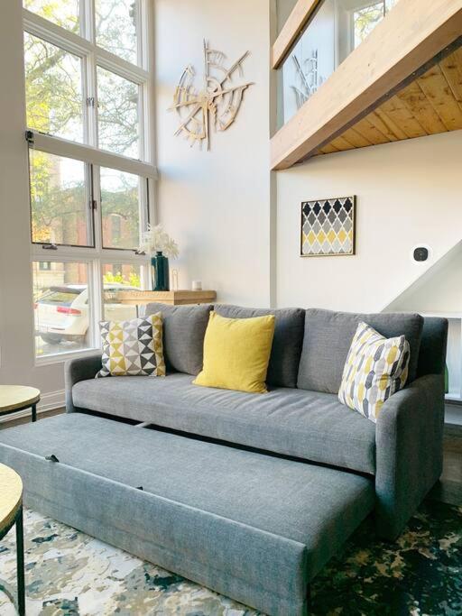 Appartamento Lincoln Park Light-Filled Loft Chicago Esterno foto