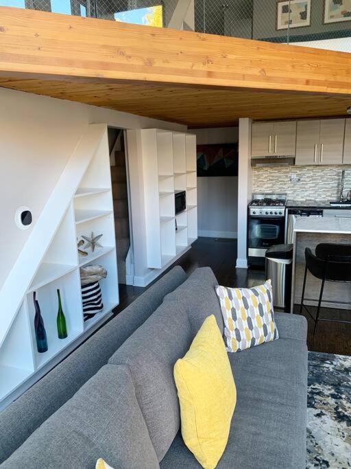 Appartamento Lincoln Park Light-Filled Loft Chicago Esterno foto