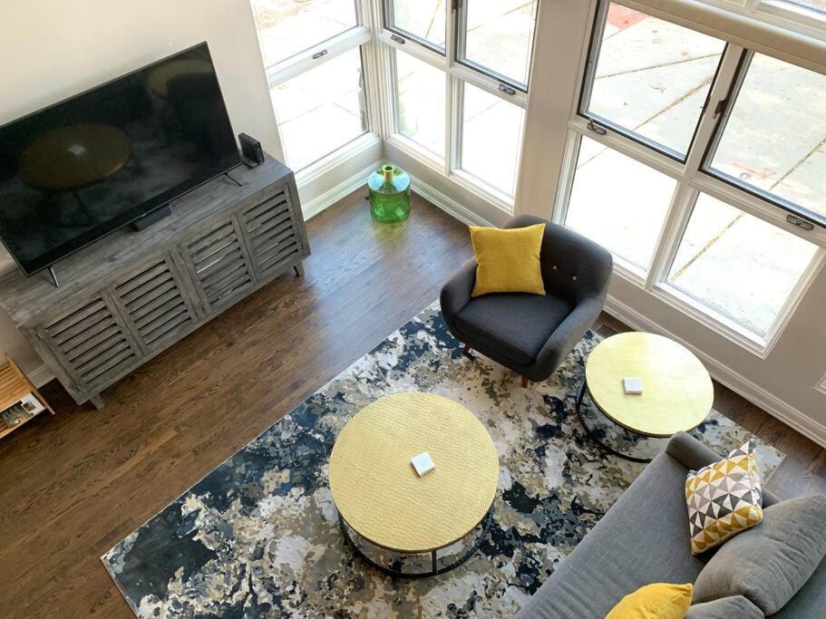 Appartamento Lincoln Park Light-Filled Loft Chicago Esterno foto